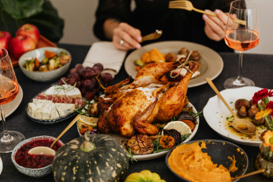 🦃 Simple Ways to Reduce Waste This Thanksgiving