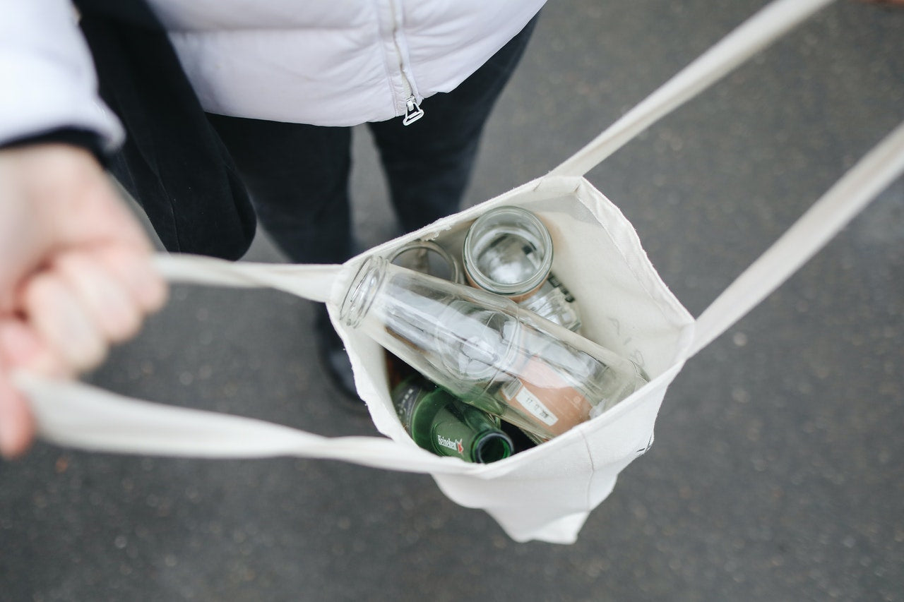 Guest Blog: How to Start Living a Sustainable Lifestyle at Home